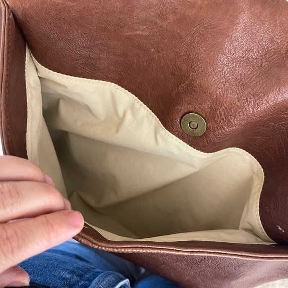 Ellington Brown Leather Studded Purse Bag - Picture 7 of 10